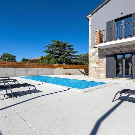 Charmante Baraka Mit Privatem Pool וילה קאנפאנאר